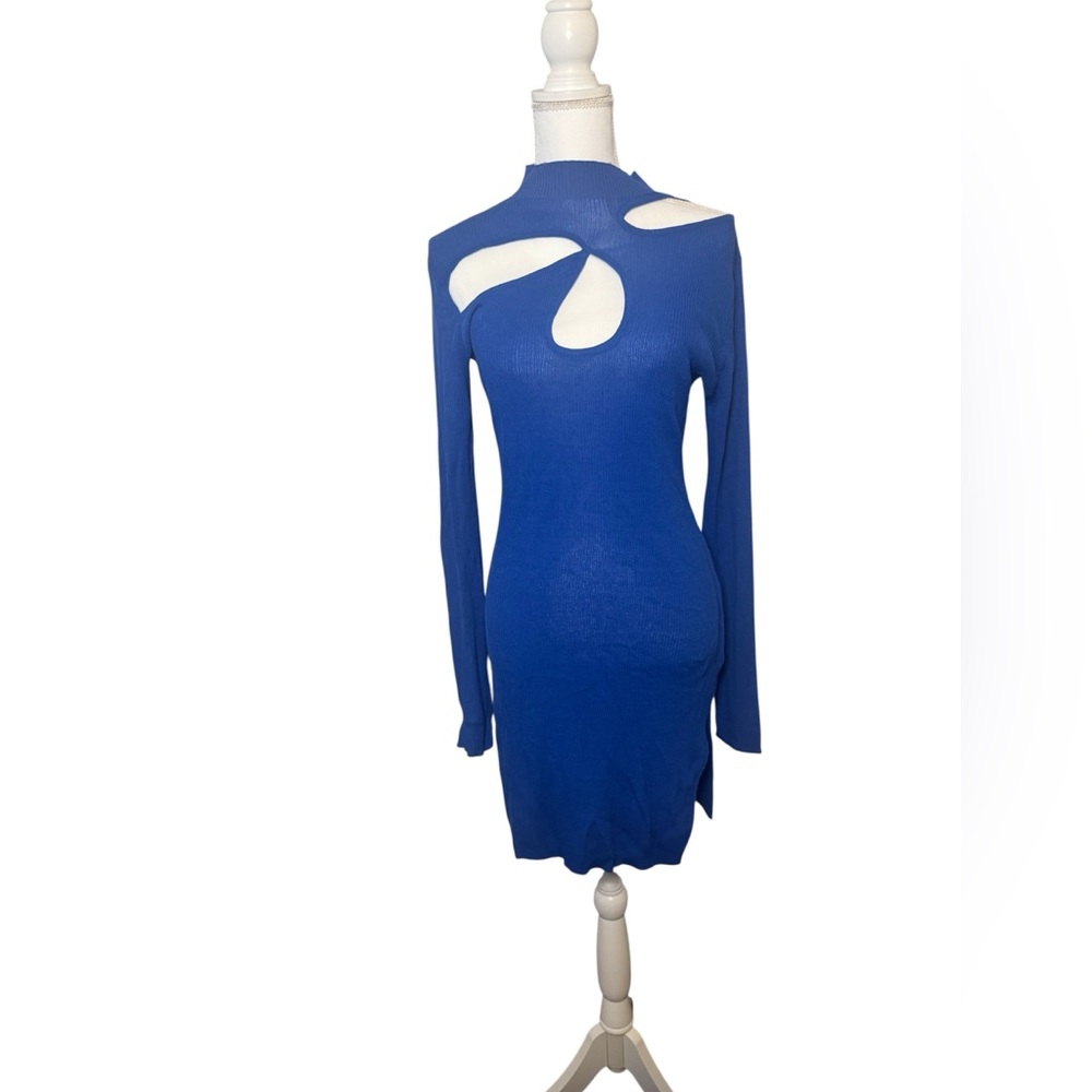 PrettyLittleThing Blue and White Long Sleeve Dress - Picture 1 of 4
